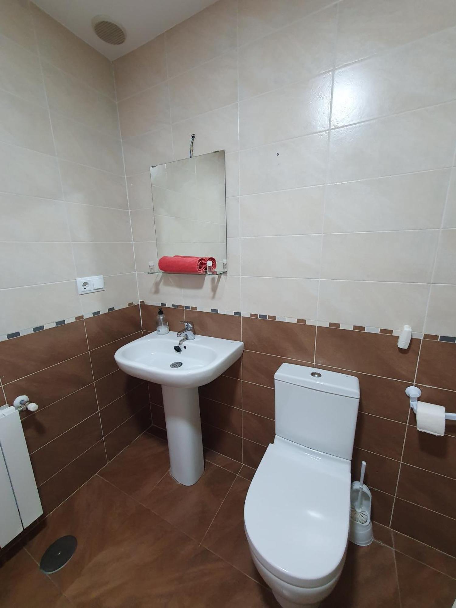 Piso Centrico Con Garaje En Hellin Apartment Bagian luar foto